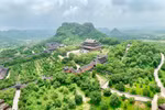 La pagode Bai Dinh est célèbre pour ses nombreux records asiatiques et vietnamiens. Photo: VNA