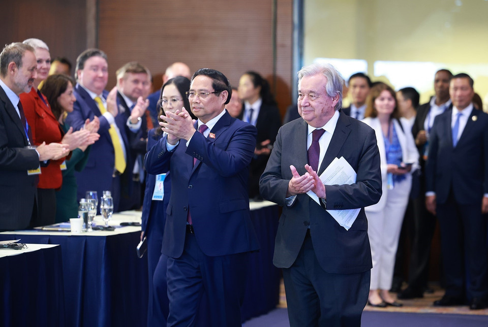 Le PM Pham Minh Chinh et le secrétaire général de l'ONU António Guterres.