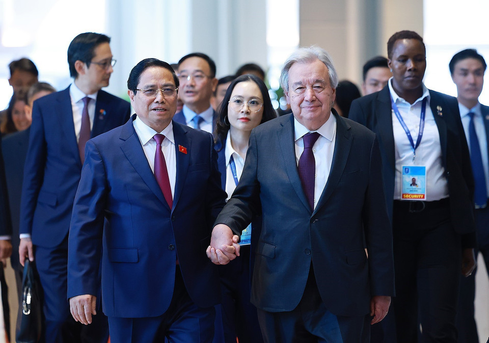 Le PM Pham Minh Chinh et le secrétaire général de l'ONU António Guterres.