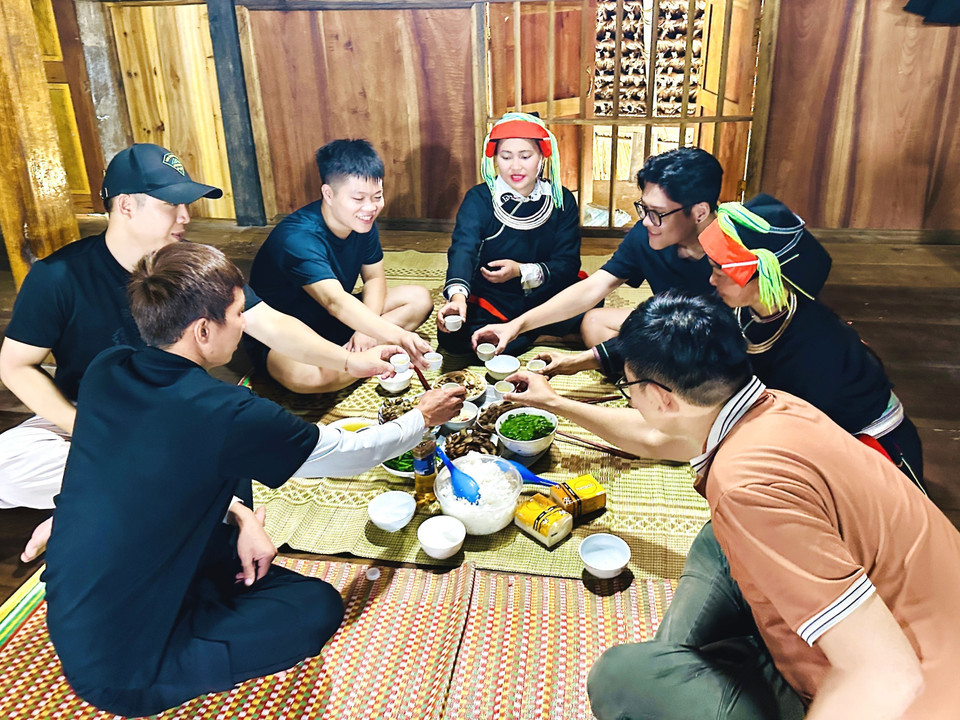 Repas traditionnel Dao à Thanh Thuy (Tuyên Quang).