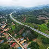 Dans le financement des projets d’infrastructures, le crédit bancaire continue de jouer un rôle essentiel, notamment pour les projets de grande envergure. Photo: VNA