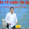 Le Premier ministre Le Minh Hung lors d’une réunion avec la Banque d’État du Vietnam et les établissements de crédit. Photo : VNA