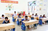 Des élèves de l'école K Ai dans la province de Quang Tri. Photo: VNA