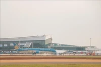 Un gros-porteur Boeing 787-9 de la compagnie Vietnam Airlines atterrit en toute sécurité à l'aéroport international de Long Thanh lors d'un vol d'essai le 15 décembre. Photo : VNA