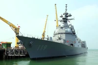 Le destroyer JS Asahi des Forces maritimes d’autodéfense japonaises au port de Tiên Sa, à Da Nang. Photo: VNA