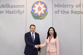 La vice-ministre des Affaires étrangères Lê Thi Thu Hang et son homologue azerbaïdjanais E. Mammadov. Photo: VNA