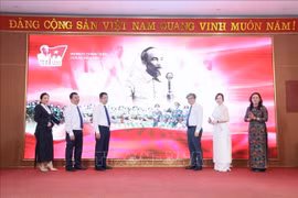 Lancement de la plateforme numérique “A80 - Fierté du Vietnam”. Photo: VNA