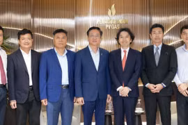Des responsables de PV GAS et ENEOS Xplora à la séance de travail. Photo: petrotimes.vn