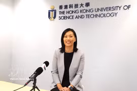 La professeure Emily M. Nason, directrice des admissions de la HKUST. Photo: VNA