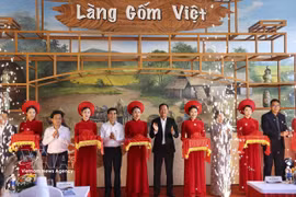 Inauguration du Village de la céramique vietnamienne à Da Nang. Photo: VNA