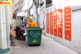 Collecte de décheets à Hô Chi Minh-Ville. Photo: VNA