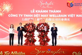 Inauguration de l'usine de fabrication de tissus greges et teints Wellrain à Quang Ninh. Photo: baoquangninh.vn