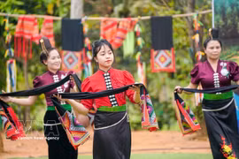 Les célébrations doivent mettre en valeur l’identité culturelle vietnamienne tout en reflétant l’esprit d’innovation, de créativité et d’intégration. Photo: VNA