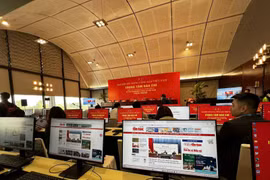 Le Centre de presse a été conçu afin d’assurer une diffusion de l’information rapide, précise et complète. Photo: VNA