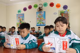 Élèves de l'école primaire de Tien Dien à Ha Tinh. Photo: VNA