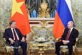 Entretien à Moscou entre le secrétaire général du Comité central du Parti communiste du Vietnam et président de la République, Tô Lâm et le président russe Vladimir Poutine, à l'occasion de la visite du leader vietnamien en Russie, en mai 2025. Photo: VNA