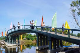 Pont Phuoc An Minh dans la commune de Van Khanh. Photo: VNA