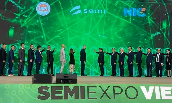 La première exposition internationale des semi-conducteurs au Vietnam s’ouvre à Hanoi. Photo: NIC