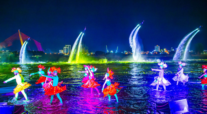 Le spectacle réunira de nombreux types d'art et des artistes de premier rang mondial. Photo: Sun Group 8.jpg