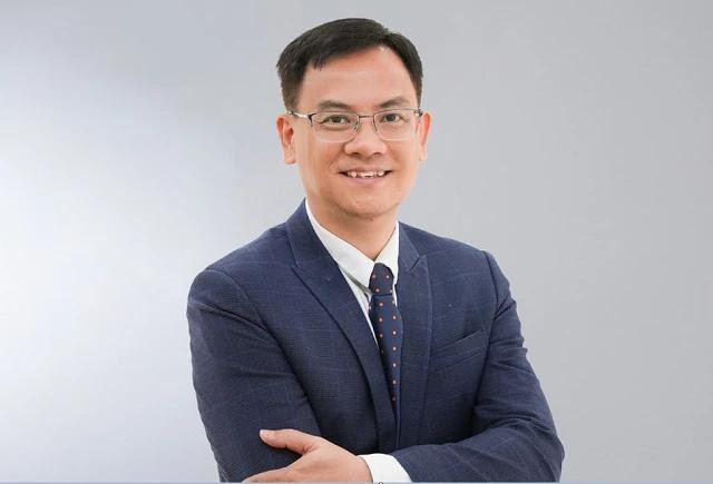 Dinh Duc Quang, responsable de la trésorerie et des marchés mondiaux de la banque UOB Vietnam. Photo: Vietnamplus 6.webp