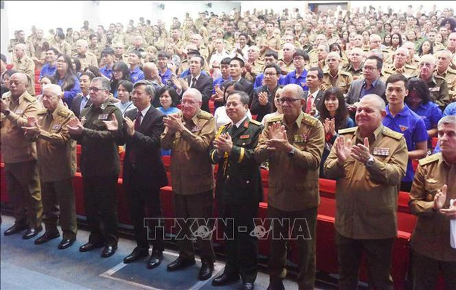 Célébration du 80e anniversaire de l’Armée populaire du Vietnam à Cuba. Photo: VNA 6.webp