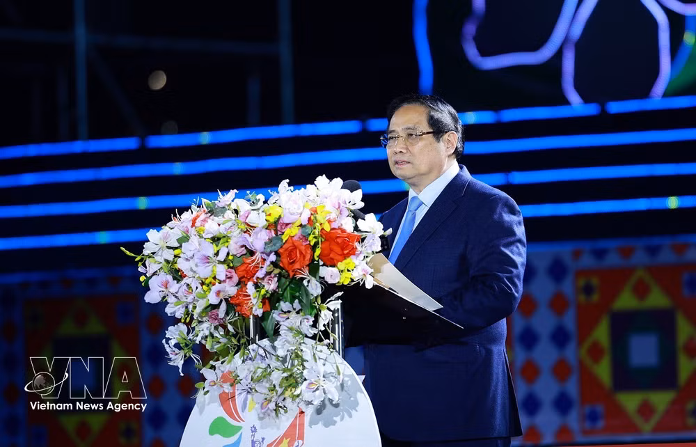 vnanet-chinh-du.jpg