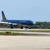 Un avion décolle de l'aéroport international de Phu Quoc. Photo : Vietnam+