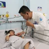 Au cours des trois premiers mois de 2026, le Vietnam a enregistré plus de 25.000 cas de syndrome pieds-mains-bouche. Photo: VNA