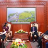La réunion entre les autorités de Ca Mau et la consule générale du Royaume des Pays-Bas à Ho Chi Minh-Ville. Photo: VNA