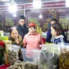 L'événement vise à promouvoir les marques vietnamiennes, soutenir les entreprises dans la mise en relation offre-demande et stimuler la consommation de produits vietnamiens. Photo: VNA