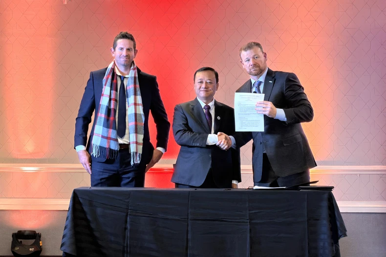 Partenariat stratégique à long terme entre VIPTAM Group, InLog et plusieurs grandes marques internationales. Photo: VNA