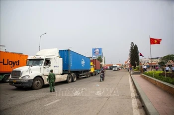 Vietnam et Cambodge visent 20 milliards de dollars d’échanges commerciaux d’ici 2030. Photo: VNA