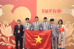 Le Vietnam a décroché deux médailles d’or et deux d’argent lors de la 60e édition des Olympiades internationales de chimie Mendeleïev (IMChO-60). Photo: VNA