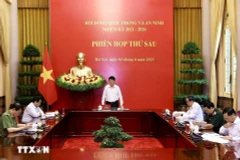 Le Conseil national de défense et de sécurité a tenu sa 6e réunion pour le mandat 2021-2026 ce lundi 2 juin matin à Hanoï. La séance était présidée par Luong Cuong, président du Vietnam et président du Conseil. Photo: VNA
