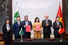 La cinquième réunion du sous-comité mixte Vietnam-Pakistan sur le commerce, qui s'est tenue le 11 juillet à Hanoï. Photo: VNA