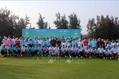 L'ouverture du tournoi de golf des jeunes entrepreneurs d'Asie-Pacifique 2025. Photo: VNA