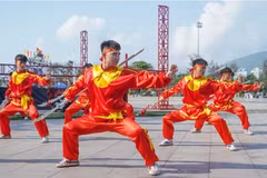 L'esprit de passion pour les arts martiaux a été préservé et transmis de génération en génération par les habitants de Binh Dinh, terre des arts martiaux. Photo : Vietnam+