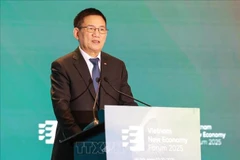 Le vice-Premier ministre Ho Duc Phoc a assisté et donné une orientation stratégique lors du Forum de la Nouvelle économie du Vietnam 2025, tenu le 2 octobre à Hanoï. Photo: VNA