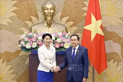 Le président de l’AN Tran Thanh Man et la présidente de l’Alliance parlementaire d’amitié Japon – Vietnam, Obuchi Yuko. Photo: VNA