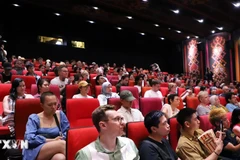 Les participants au festival Star Nhà Ease, l'unique événement cinématographique vietnamien au Royaume-Uni. Photo: VNA