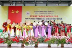 De nombreuses localités ont lancé et participé la Journée du droit du Vietnam. Photo : nhandan.vn