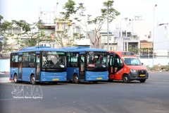 Ho Chi Minh-Ville envisage de généraliser la gratuité des bus afin de réduire la congestion et la pollution. Photo: VNA