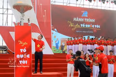 Cérémonie de lancement du voyage « J’aime ma patrie » 2026, à Nghê An. Photo: VNA