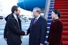 Le secrétaire général du Parti entame une visite officielle au Royaume-Uni