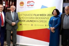 La Semaine du cinéma vietnamien 2025 a officiellement ouvert ses portes le 12 mai à Athènes, réunissant des responsables grecs, des diplomates étrangers, des habitants locaux et des Vietnamiens résidant à l'étranger. Photo: VNA