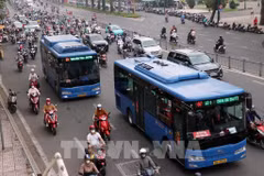 Ho Chi Minh-Ville envisage de rendre gratuits les trajets en autobus pour tous les habitants à partir du 1er juillet 2026 et jusqu’à la fin de l’année. Photo: VNA