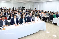 Les délégués à la conférence de presse pour annoncer officiellement le Forum sur l’avenir de l’ASEAN 2026. Photo: VNA