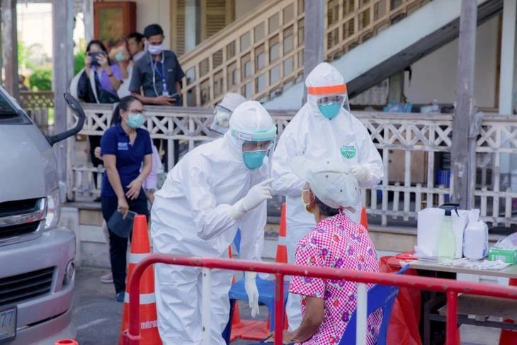 La souche KP.2 du SARS-CoV-2 sera bientôt dominante en Thaïlande. Photo : VNA