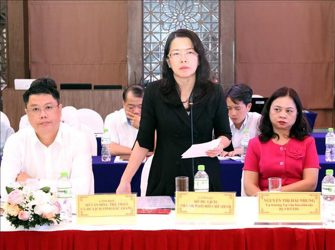 La directrice du Département du Tourisme de Hô Chi Minh-Ville, Nguyen Thi Anh Hoa, s'exprime lors de la réunion. Photo : VNA