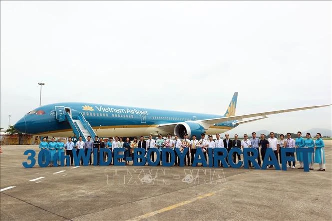 Cérémonie d'accueil du 30ème avion gros-porteur de Vietnam Airlines. Photo: VNA